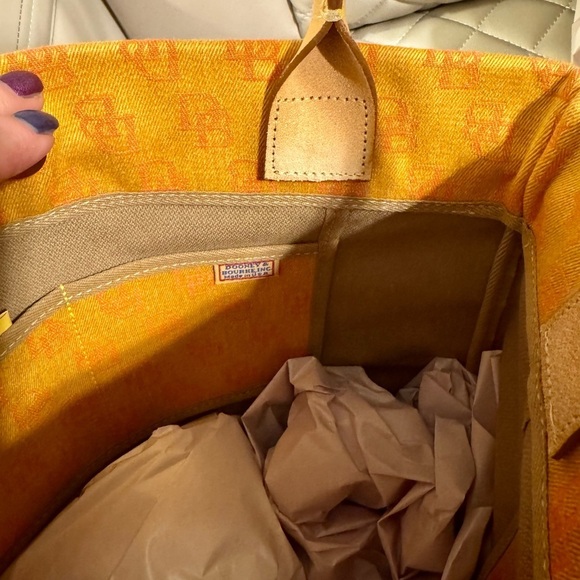 Fun summertime tote! - Picture 5 of 6